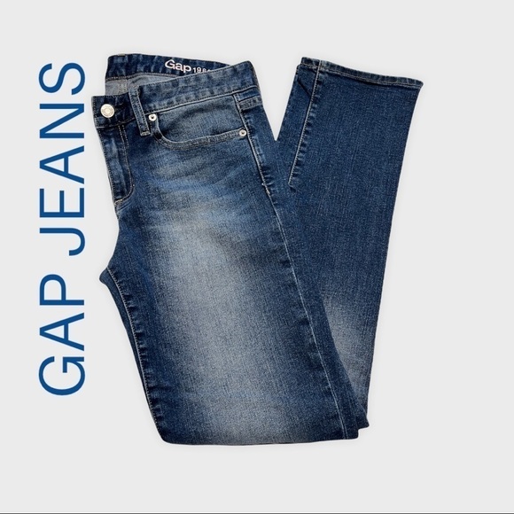 GAP **NWOT** JEANS SZ.6 STRAIGHT LEG - Picture 1 of 5